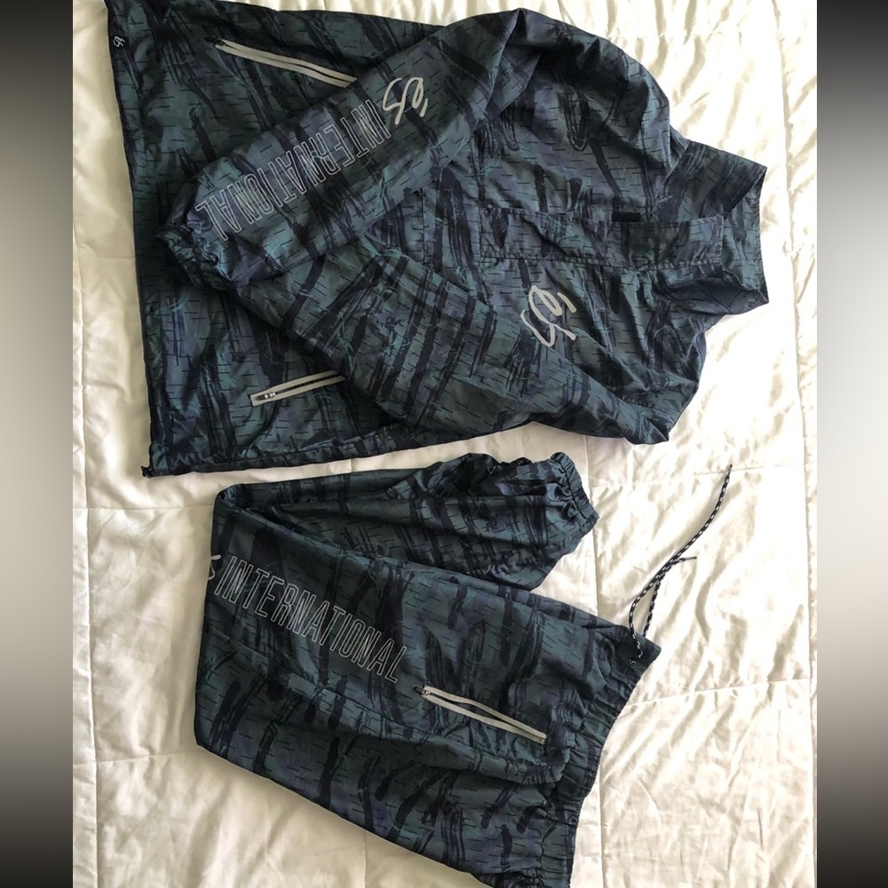 eS skateboarding track jacket and pant set MEDIUM
